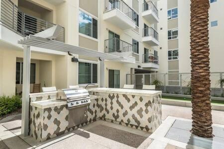 Paradise Cozysuites With Pool And Jacuzzi 11 Φοίνιξ Εξωτερικό φωτογραφία