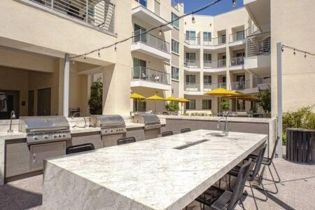 Paradise Cozysuites With Pool And Jacuzzi 11 Φοίνιξ Εξωτερικό φωτογραφία