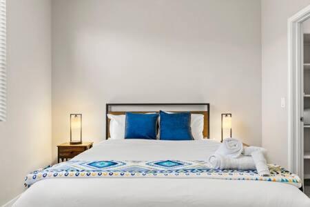 Paradise Cozysuites With Pool And Jacuzzi 11 Φοίνιξ Εξωτερικό φωτογραφία